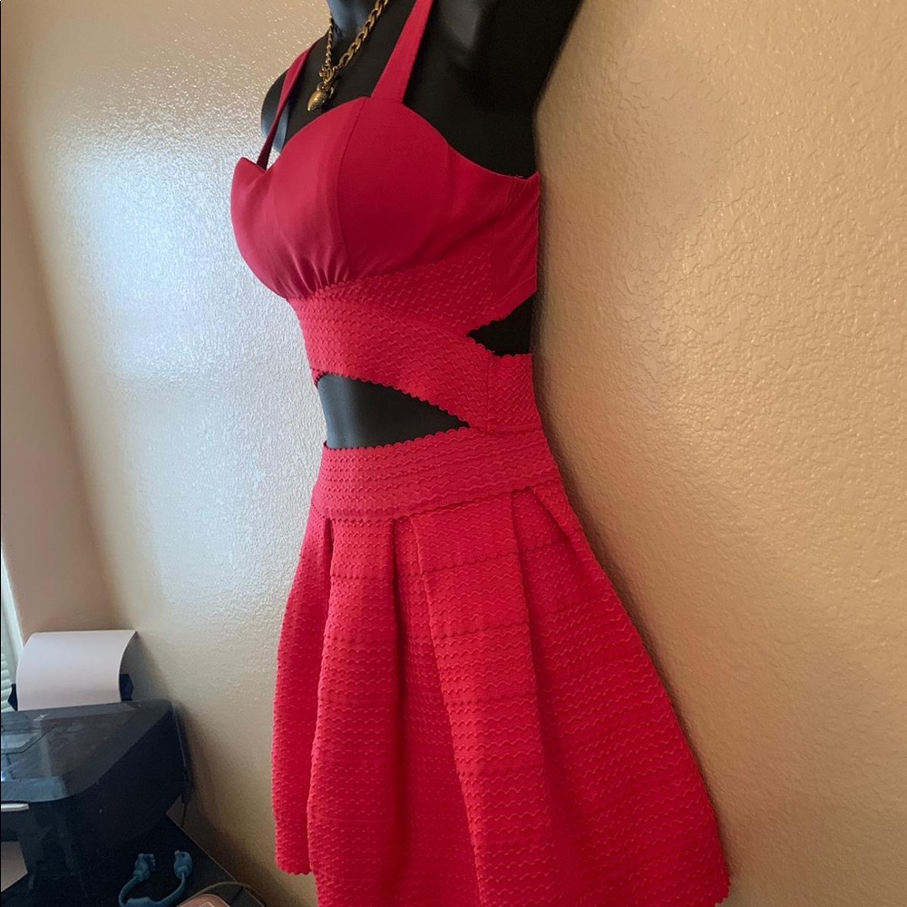 Dress - Picture 2 of 3